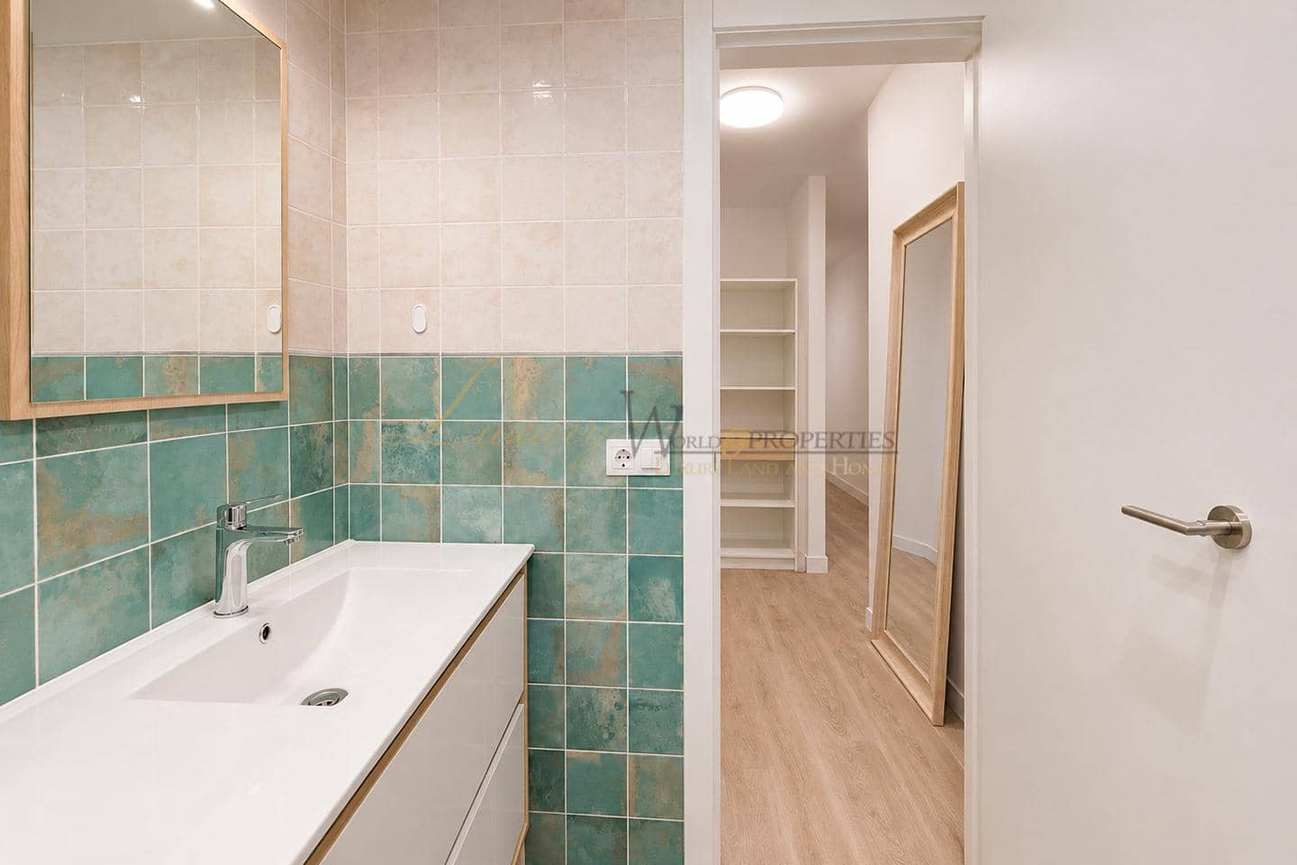 Piso de 3 habitaciones en Los Abrigos en venta con garaje - 269.000 € (Ref: 10043317)