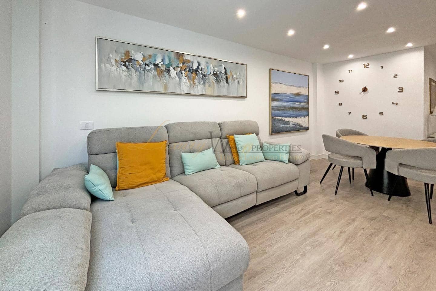 Piso de 3 habitaciones en Los Abrigos en venta con garaje - 269.000 € (Ref: 10043317)