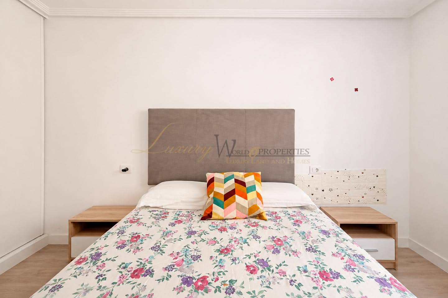 Appartement de 3 chambres à louer à Los Abrigos avec garage - 1 500 € (Ref: 10043465)