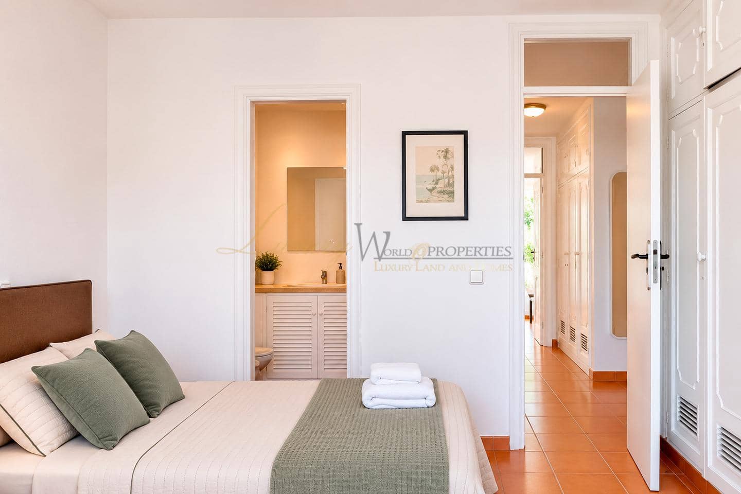 2 sovrum Lägenhet till salu i Puerto Santiago med pool - 450 000 € (Ref: 10045724)