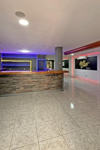 1 soveværelse Virksomhed til salg i Playa del Duque, Adeje - € 850.000 (Ref: 10060889)
