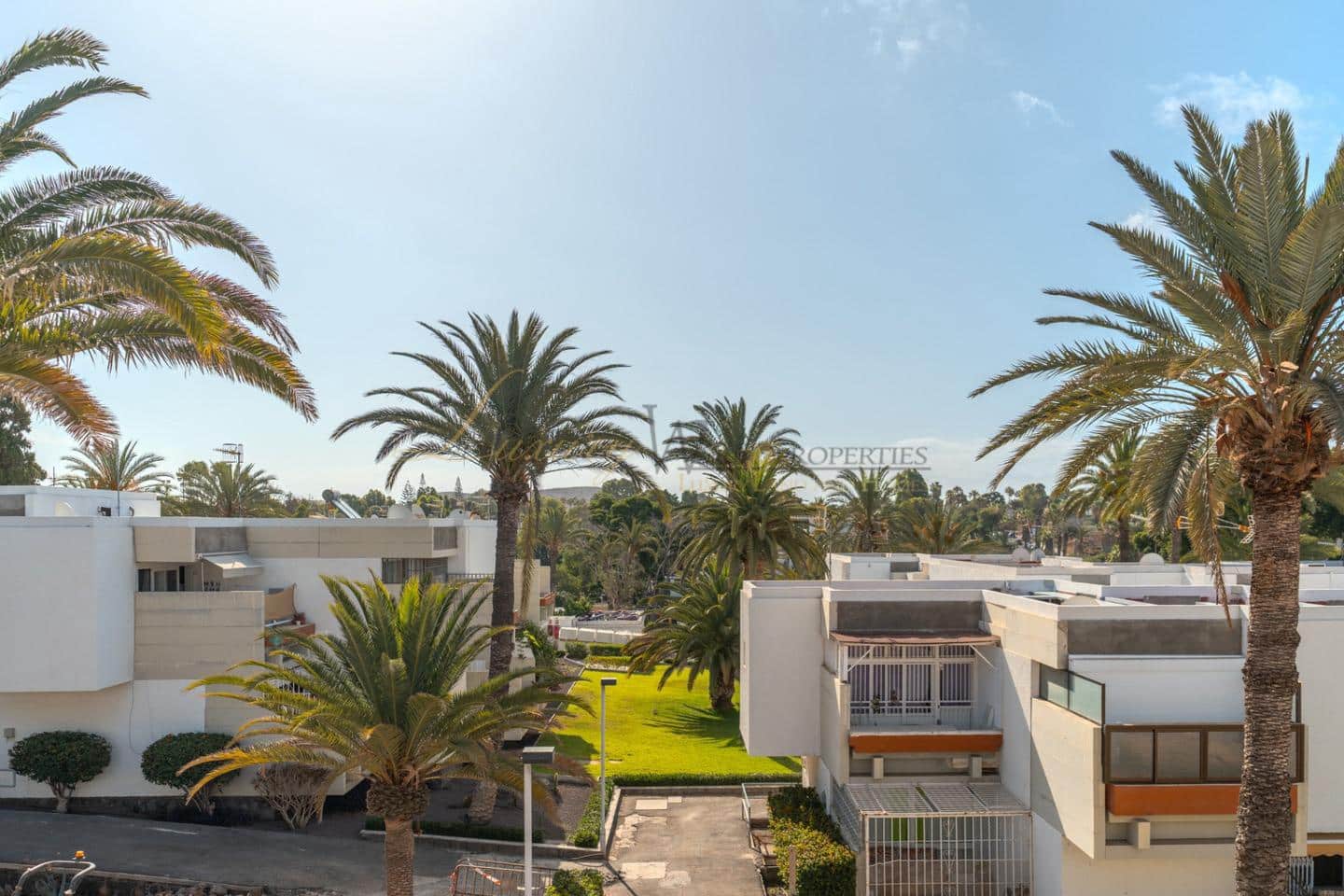 1 chambre Appartement à vendre à Costa del Silencio avec piscine garage - 219 000 € (Ref: 10091437)