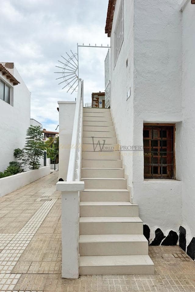 2 chambre Appartement à vendre à Costa del Silencio avec piscine - 189 000 € (Ref: 10095785)