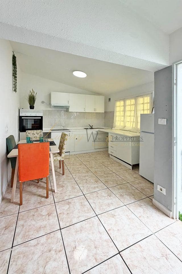 2 chambre Appartement à vendre à Costa del Silencio avec piscine - 189 000 € (Ref: 10095785)
