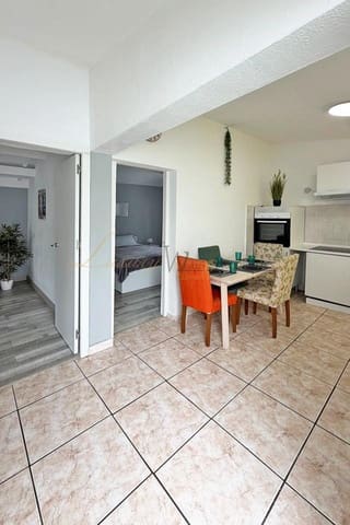 2 chambre Appartement à vendre à Costa del Silencio, Arona avec piscine - 189 000 € (Ref: 10095785)
