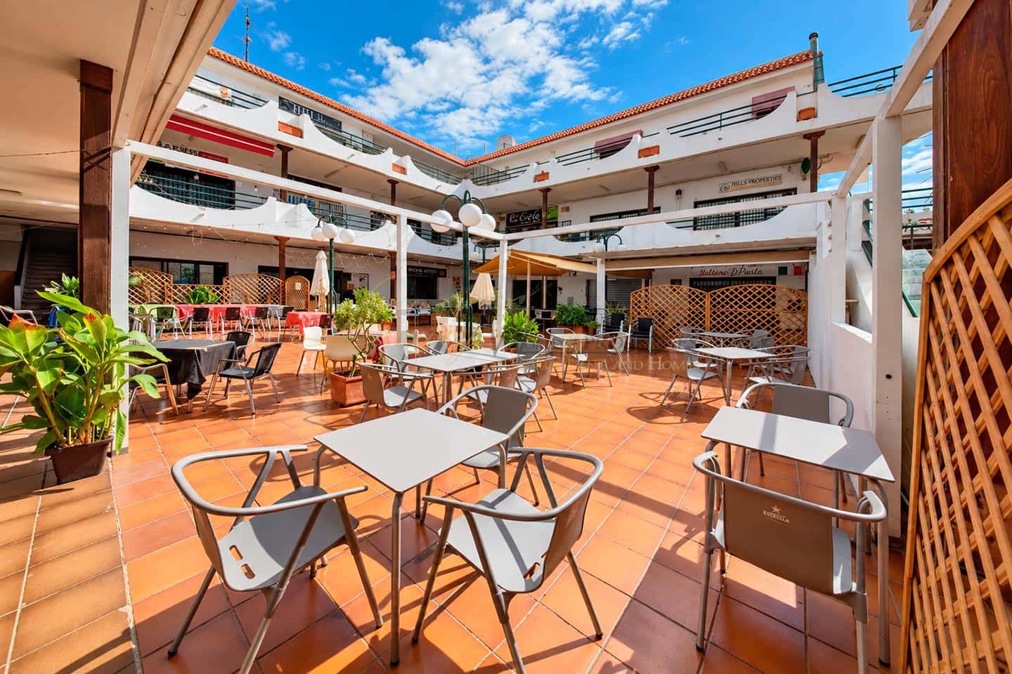 2 soverom Bedrift til leie i Costa del Silencio - € 1 300 (Ref: 10098940)