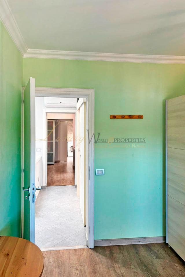 4 bedroom Villa for sale in Las Rosas (Las Galletas) with garage - € 439,000 (Ref: 10112116)