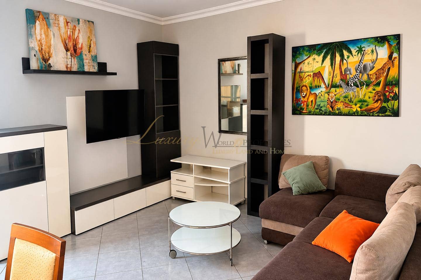 4 bedroom Villa for sale in Las Rosas (Las Galletas) with garage - € 439,000 (Ref: 10112116)