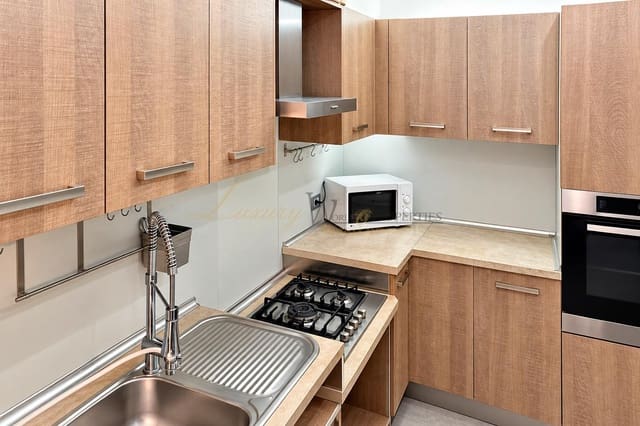 4 bedroom Villa for sale in Las Rosas (Las Galletas), Arona with garage - € 439,000 (Ref: 10112116)