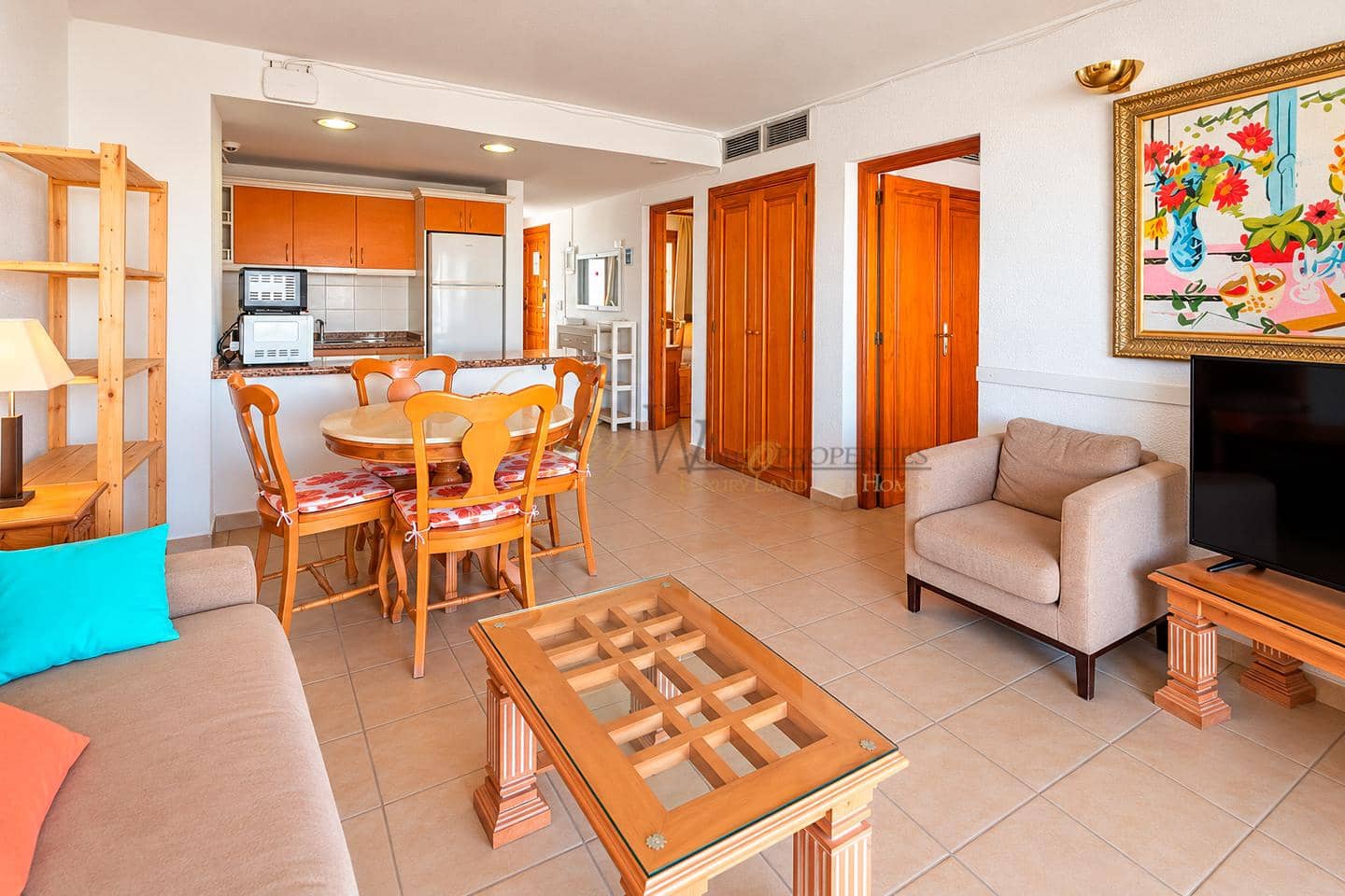 2 slaapkamer Flat te koop in Los Cristianos met zwembad - € 279.000 (Ref: 10130374)