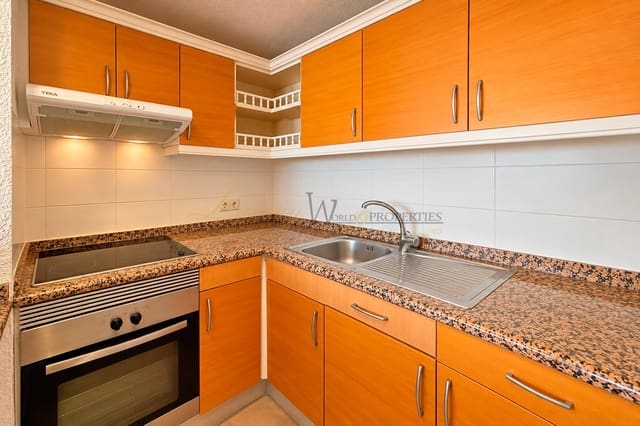 2 slaapkamer Flat te koop in Los Cristianos, Arona met zwembad - € 279.000 (Ref: 10130374)