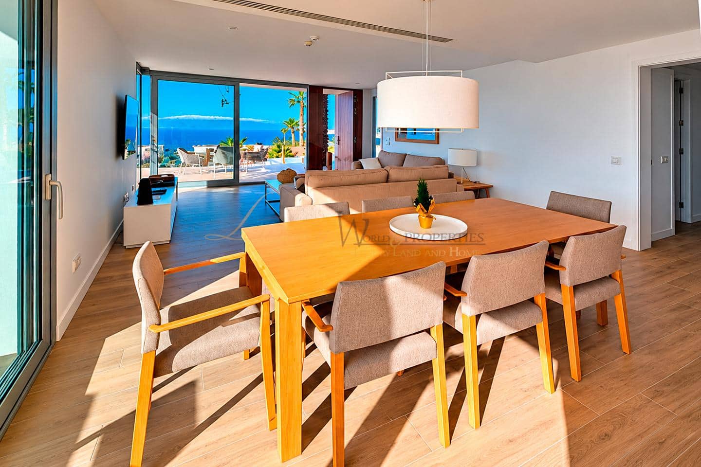 3 soverom Villa til salgs i Guia de Isora med svømmebasseng garasje - € 2 150 000 (Ref: 10154310)