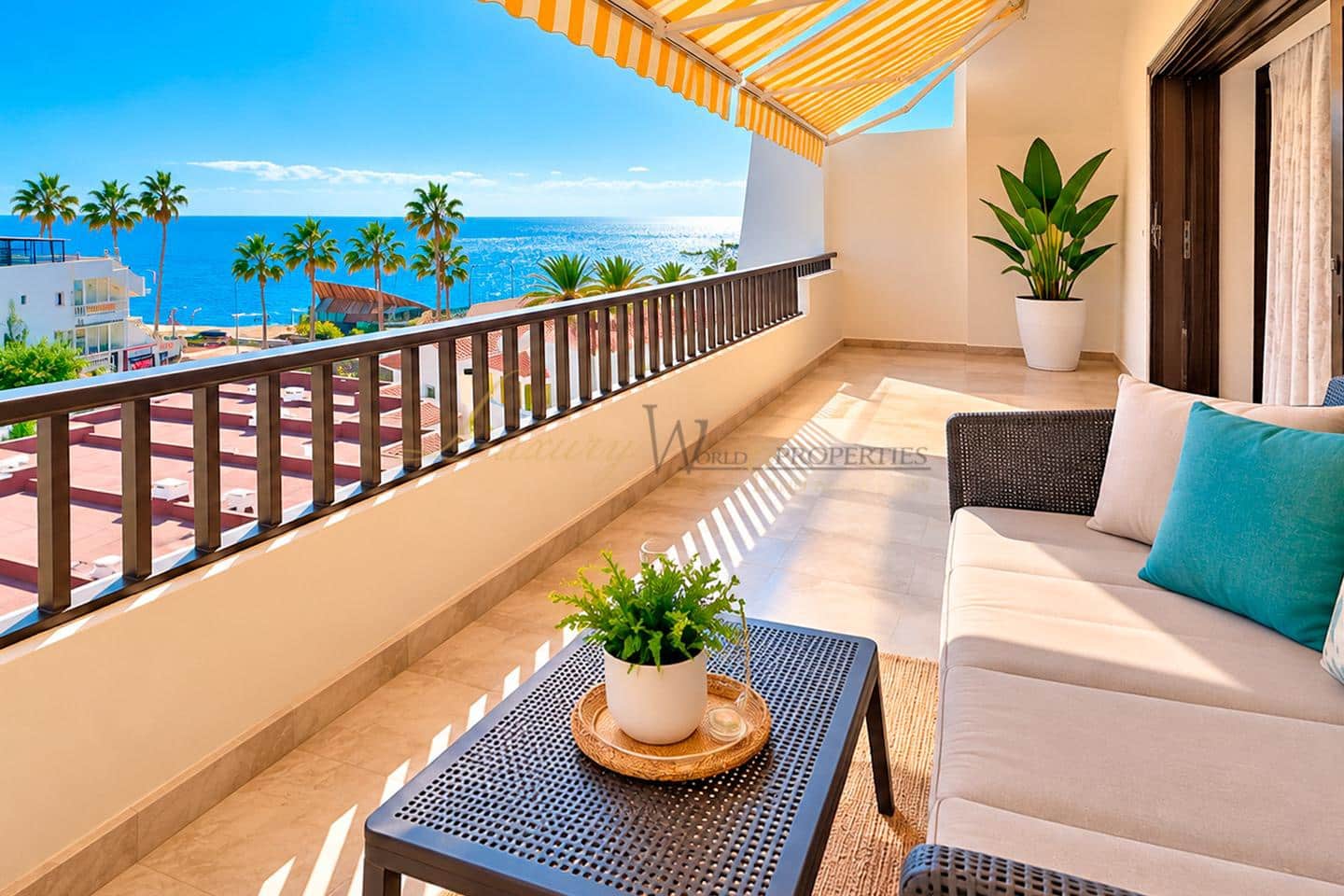 3 Zimmer Wohnung zu verkaufen in Costa Adeje mit Pool - 899.000 € (Ref: 10167514)
