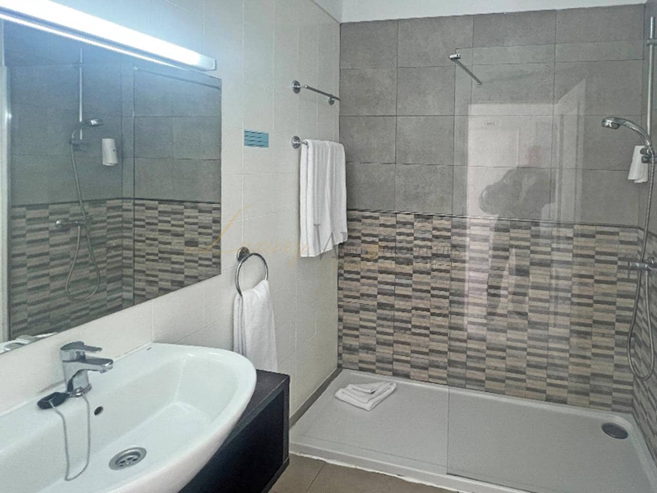 1 Zimmer Wohnung zu verkaufen in Costa Adeje mit Pool - 255.000 € (Ref: 10177594)
