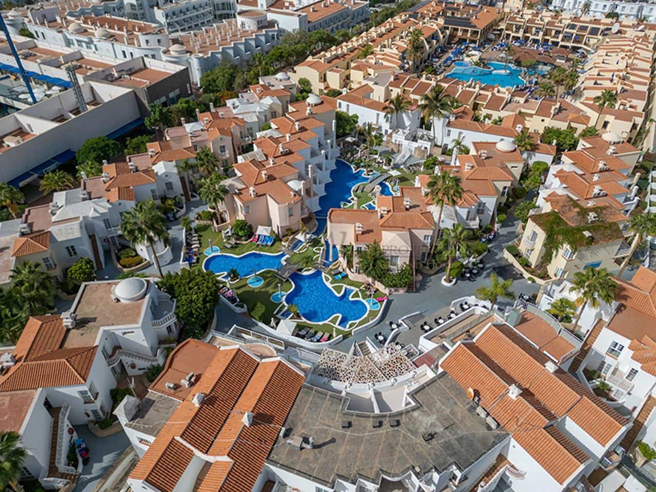 1 Zimmer Wohnung zu verkaufen in Costa Adeje mit Pool - 255.000 € (Ref: 10177594)