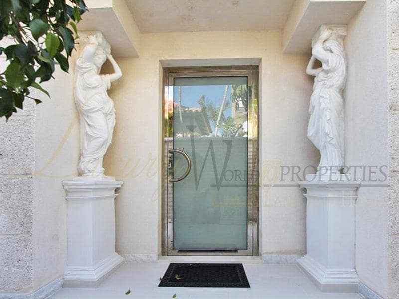6 bedroom Villa for sale in Costa Adeje with pool garage - € 4,250,000 (Ref: 5733413)