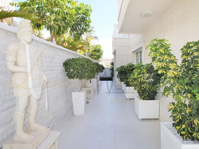 6 quarto Moradia para venda em La Caleta Adeje, Adeje com piscina garagem - 4 250 000 € (Ref: 5733413)