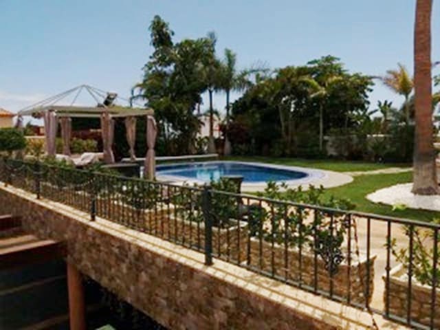 5 camera da letto Villa in vendita in Playa de Fañabé Alto, Adeje con piscina garage - 3.000.000 € (Rif: 5733715)