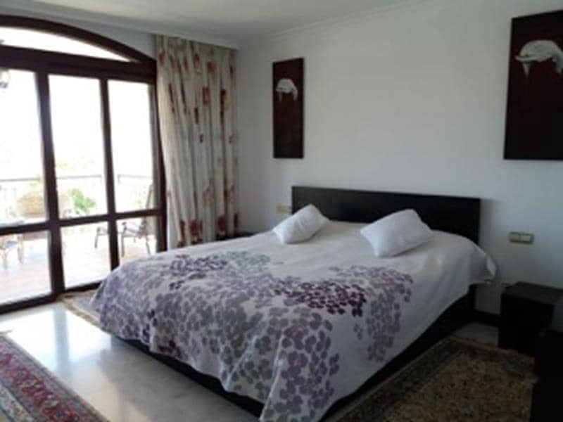 5 bedroom Villa for sale in Costa Adeje with pool garage - € 3,000,000 (Ref: 5733715)