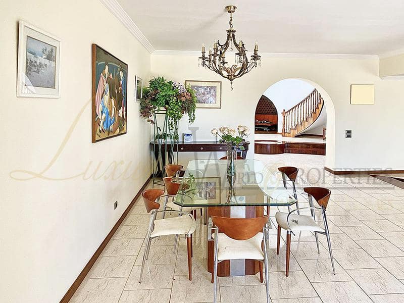 3 bedroom Villa for sale in Amarilla Golf with pool garage - € 2,970,000 (Ref: 5976644)