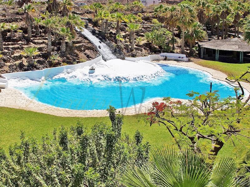 3 bedroom Villa for sale in Amarilla Golf with pool garage - € 2,970,000 (Ref: 5976644)