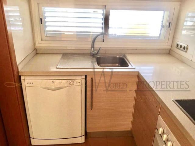 4 chambre Villa/Maison à vendre à Playa de Fañabé Alto, Adeje avec piscine garage - 549 000 € (Ref: 6328742)