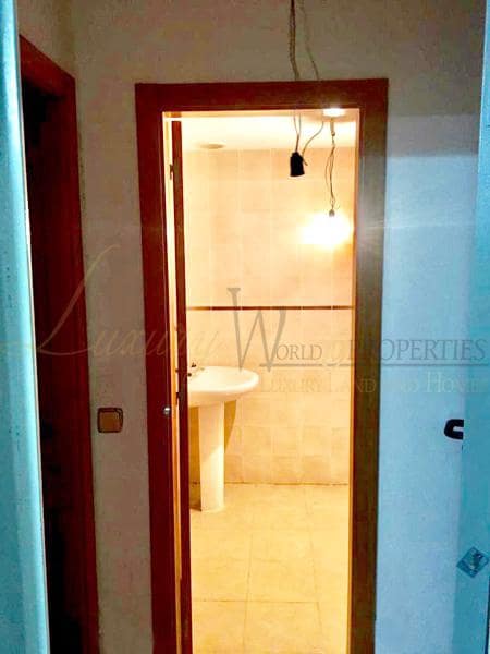 4 chambre Villa/Maison à vendre à Costa Adeje avec piscine garage - 549 000 € (Ref: 6328742)