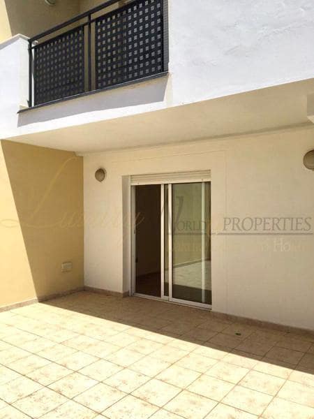 4 bedroom Villa for sale in Costa Adeje with pool garage - € 665,000 (Ref: 6328742)