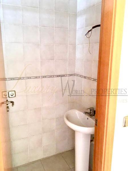 4 bedroom Villa for sale in Costa Adeje with pool garage - € 665,000 (Ref: 6328742)