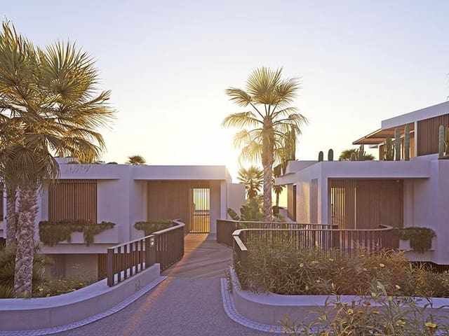 2 bedroom Flat for sale in Guía de Isora with pool garage - € 945,000 (Ref: 6944098)