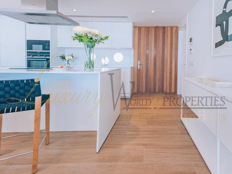 3 soveværelse Villa til salg i Guia de Isora med swimmingpool garage - € 2.225.000 (Ref: 7039993)