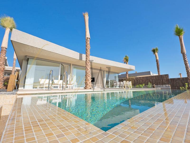 3 soveværelse Villa til salg i Guia de Isora med swimmingpool garage - € 2.225.000 (Ref: 7039993)