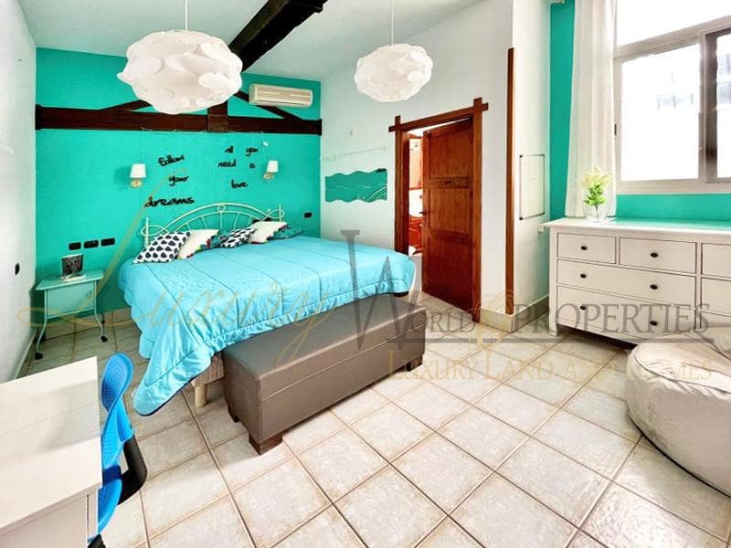 9 soveværelse Villa til salg i Las Rosas (Las Galletas) med garage - € 1.365.000 (Ref: 7261110)