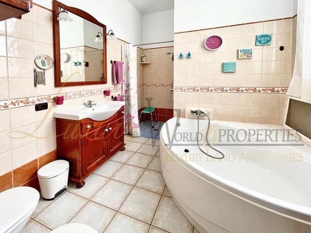 9 sypialnia Willa na sprzedaż w Las Rosas (Las Galletas) z garażem - 1 365 000 € (Ref: 7261110)