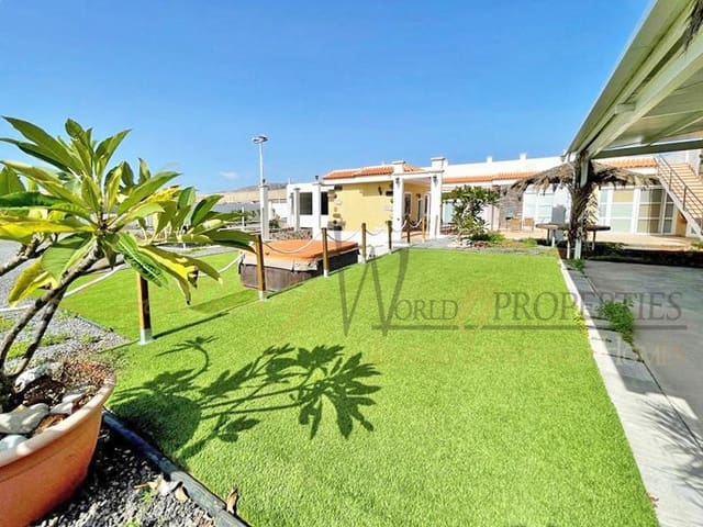 9 Zimmer Villa zu verkaufen in Las Rosas (Las Galletas), Arona mit Garage - 1.365.000 € (Ref: 7261110)