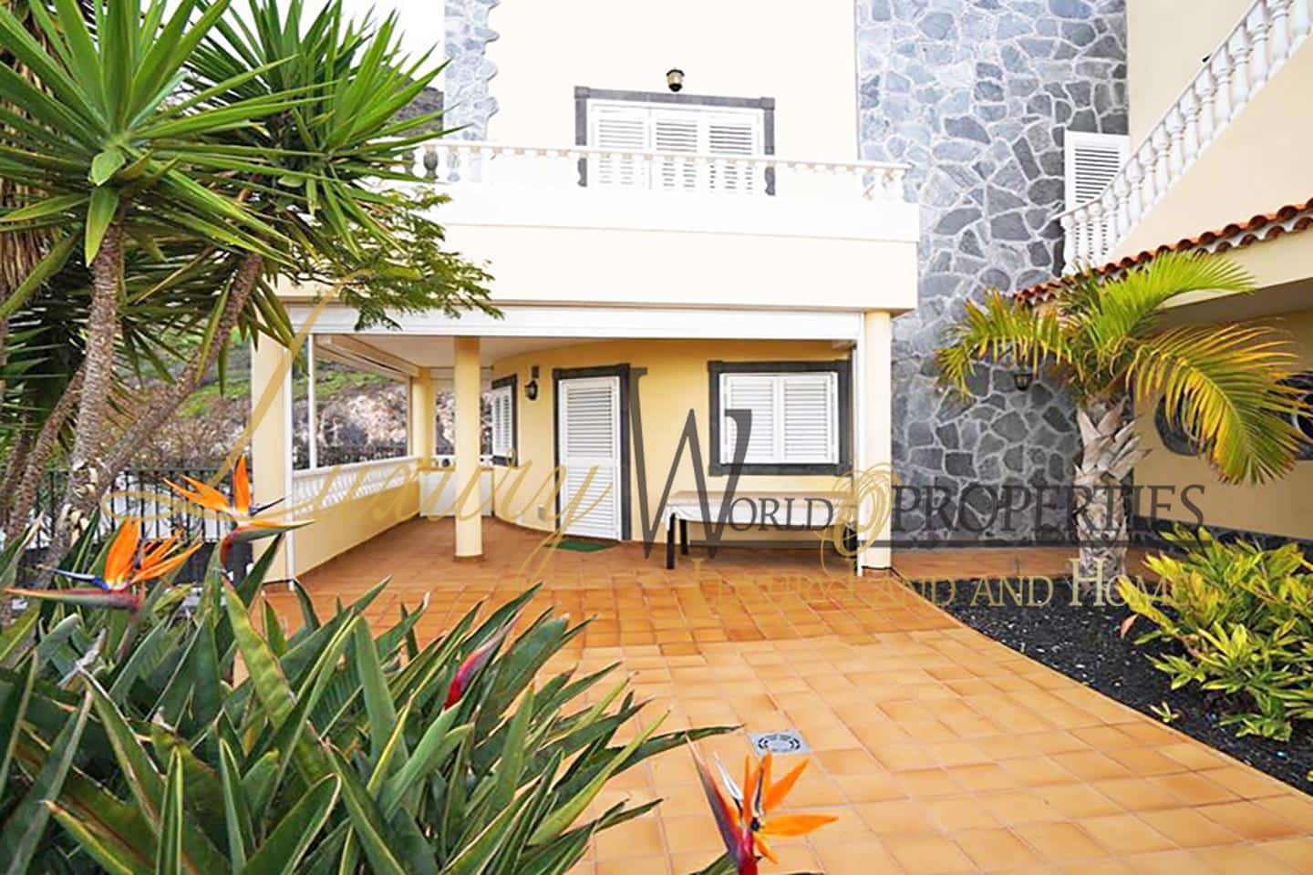5 soverom Villa til salgs i Costa Adeje med svømmebasseng garasje - € 1 500 000 (Ref: 7267051)
