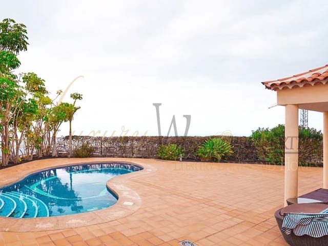 5 camera da letto Villa in vendita in Torviscas Centro y Alto, Adeje con piscina garage - 1.500.000 € (Rif: 7267051)