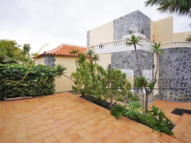 5 camera da letto Villa in vendita in Torviscas Centro y Alto, Adeje con piscina garage - 1.500.000 € (Rif: 7267051)