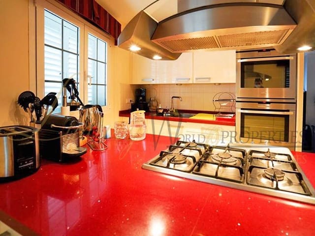 5 camera da letto Villa in vendita in Torviscas Centro y Alto, Adeje con piscina garage - 1.500.000 € (Rif: 7267051)
