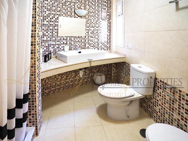 5 bedroom Villa for sale in Costa Adeje with pool garage - € 1,500,000 (Ref: 7267051)