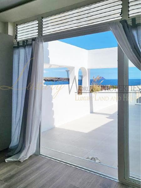 1 soverom Leilighet til salgs i Costa del Silencio med svømmebasseng garasje - € 338 000 (Ref: 7437535)