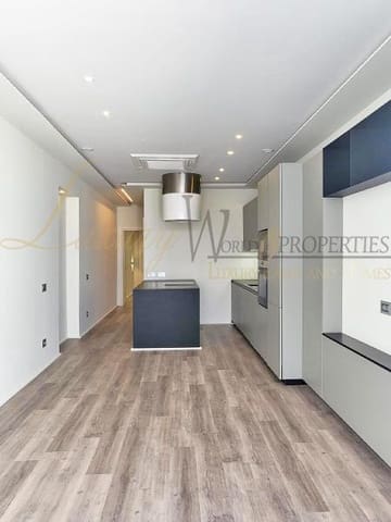 1 slaapkamer Flat te koop in Costa del Silencio, Arona met zwembad garage - € 338.000 (Ref: 7437535)