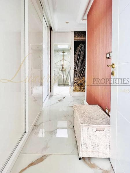 4 chambre Villa/Maison à vendre à Costa Adeje avec piscine garage - 1 200 000 € (Ref: 7473817)