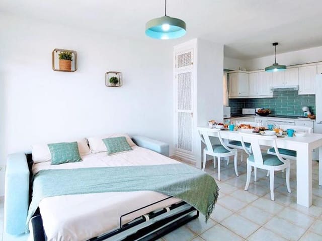 1 sypialnia Mieszkanie na sprzedaż w Torviscas Centro y Alto, Adeje z basenem - 379 000 € (Ref: 7812891)