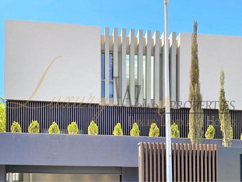 5 soverom Villa til salgs i Costa Adeje med svømmebasseng garasje - € 4 300 000 (Ref: 7829287)