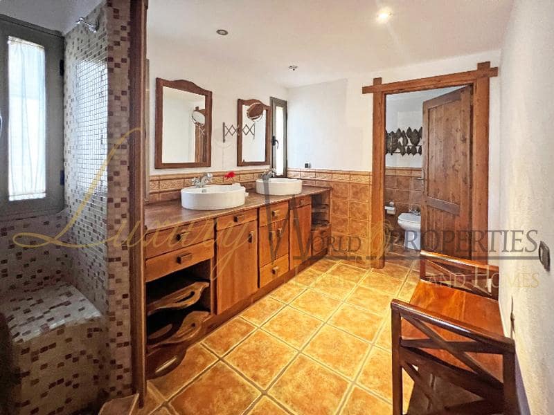 5 soveværelse Villa til salg i El Madronal med swimmingpool garage - € 3.150.000 (Ref: 7837307)