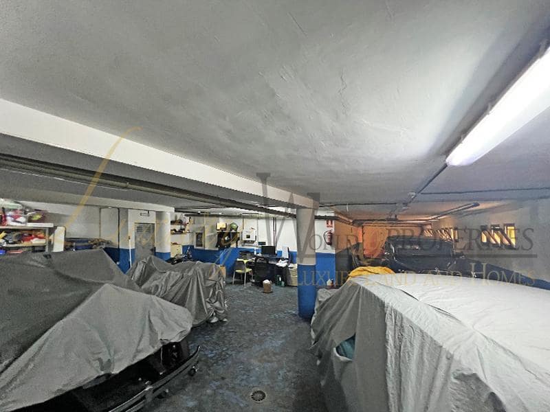 5 soveværelse Villa til salg i El Madronal med swimmingpool garage - € 3.150.000 (Ref: 7837307)