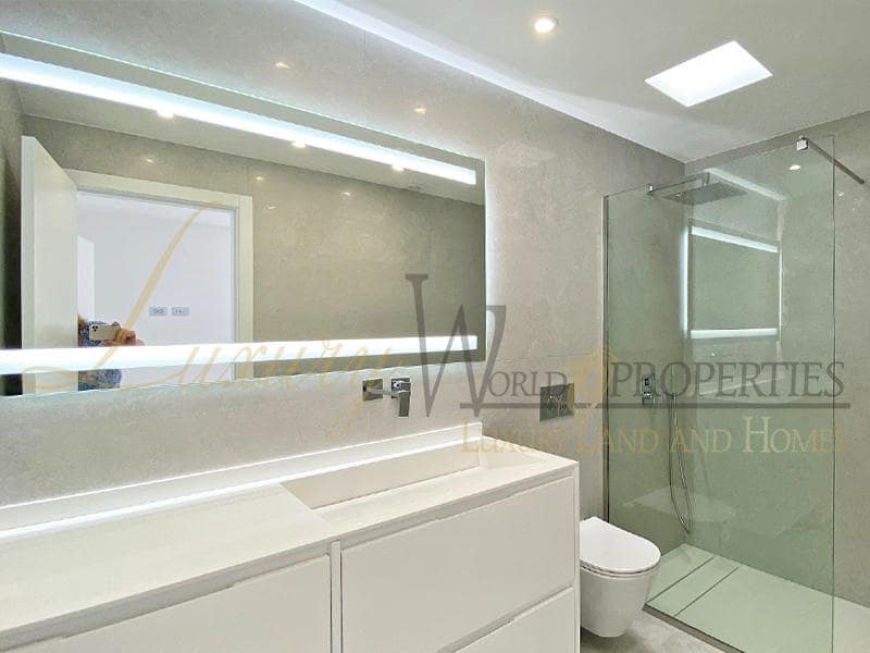 3 soveværelse Villa til salg i Costa Adeje med swimmingpool - € 1.400.000 (Ref: 7877479)