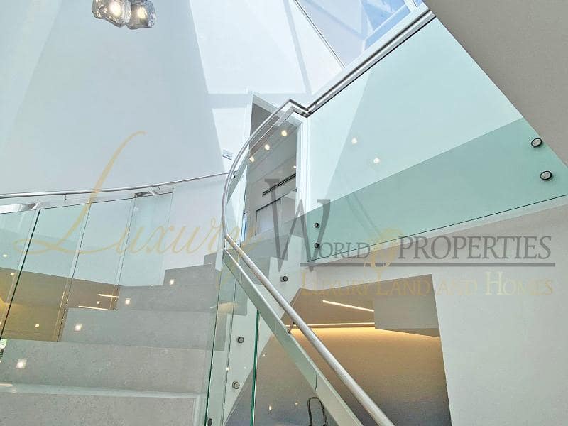 3 soveværelse Villa til salg i Costa Adeje med swimmingpool - € 1.400.000 (Ref: 7877479)