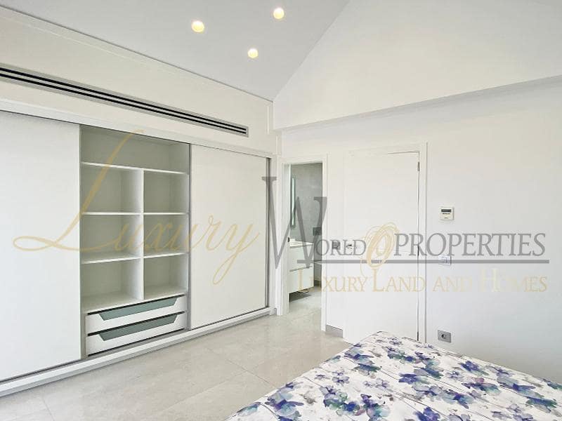 3 soveværelse Villa til salg i Costa Adeje med swimmingpool - € 1.400.000 (Ref: 7877479)